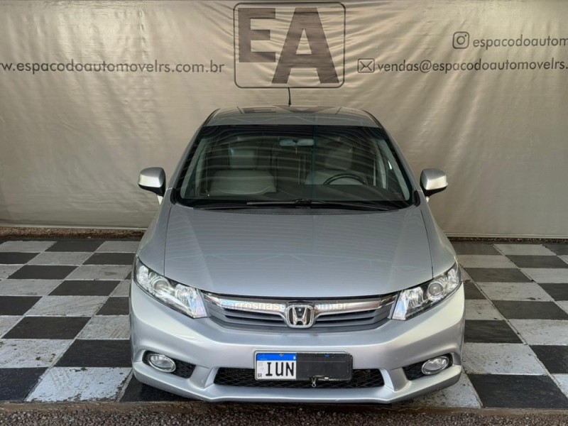 CIVIC 1.8 LXS 16V GASOLINA 4P AUTOMÁTICO - 2014 - NOVA PRATA