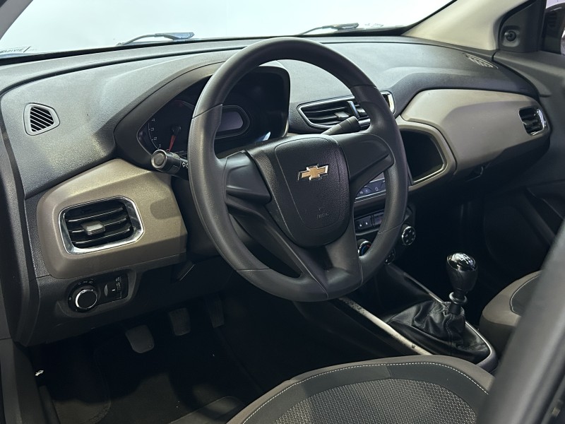 PRISMA 1.0 MPFI LT 8V FLEX 4P MANUAL - 2015 - CAXIAS DO SUL