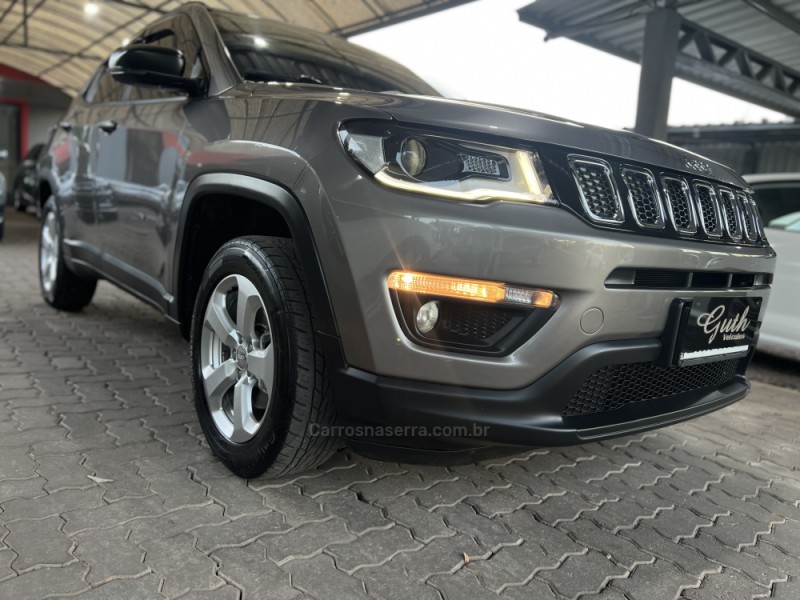 COMPASS 2.0 16V FLEX SPORT AUTOMÁTICO - 2017 - BOM PRINCíPIO