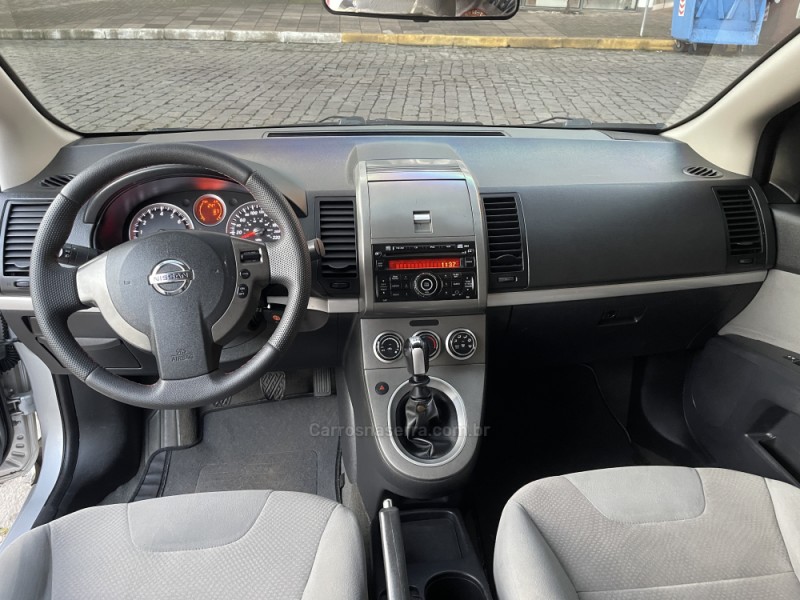 SENTRA 2.0 16V FLEX 4P MANUAL - 2011 - FARROUPILHA
