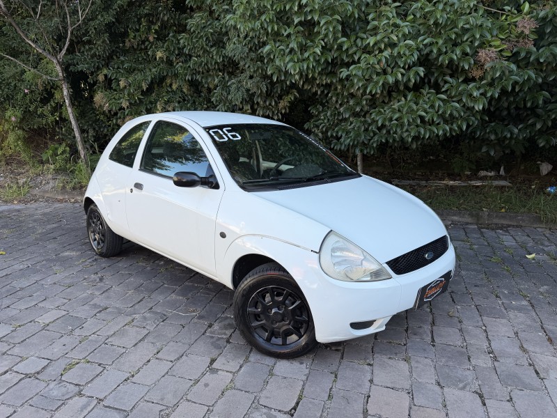 KA 1.0 I ZETEC ROCAM 32V GASOLINA 2P MANUAL - 2006 - CAXIAS DO SUL
