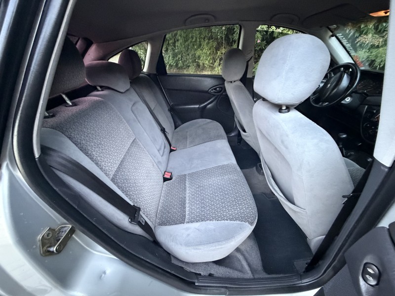 FOCUS 1.8 GLX 16V GASOLINA 4P MANUAL - 2003 - CAXIAS DO SUL