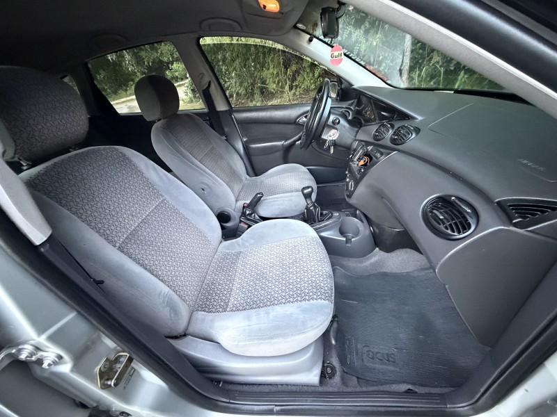 FOCUS 1.8 GLX 16V GASOLINA 4P MANUAL - 2003 - CAXIAS DO SUL