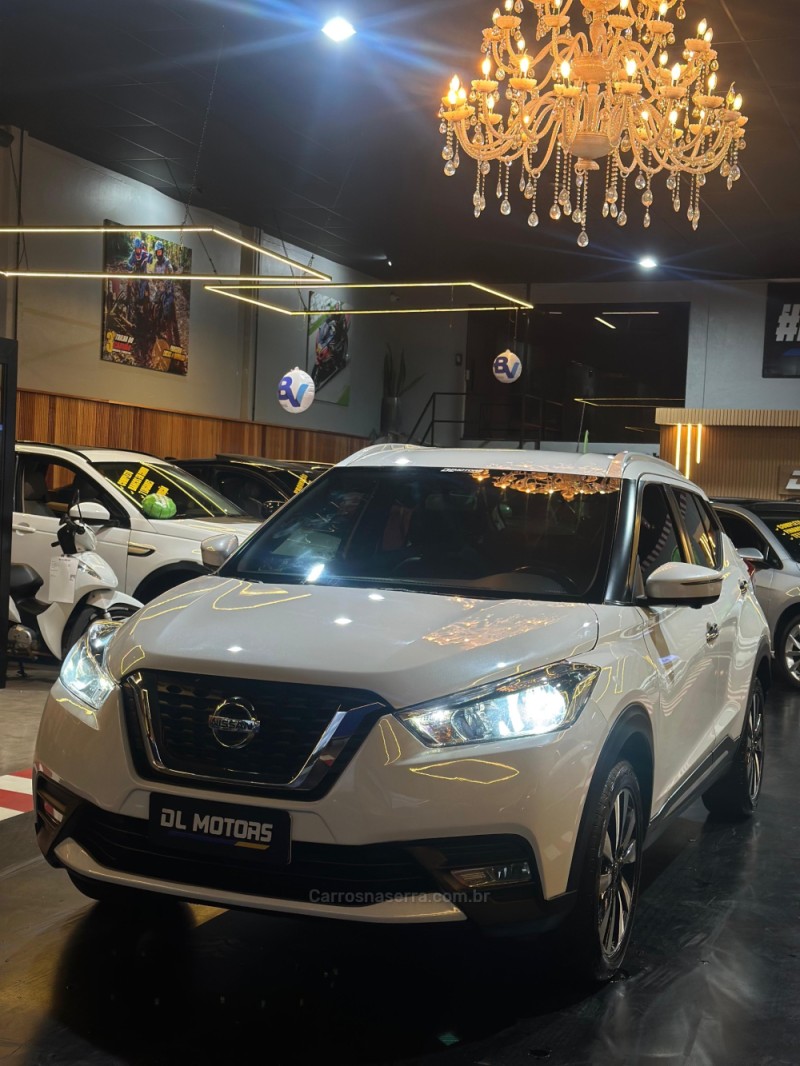 KICKS 1.6 16V FLEX SL 4P XTRONIC - 2018 - LAJEADO