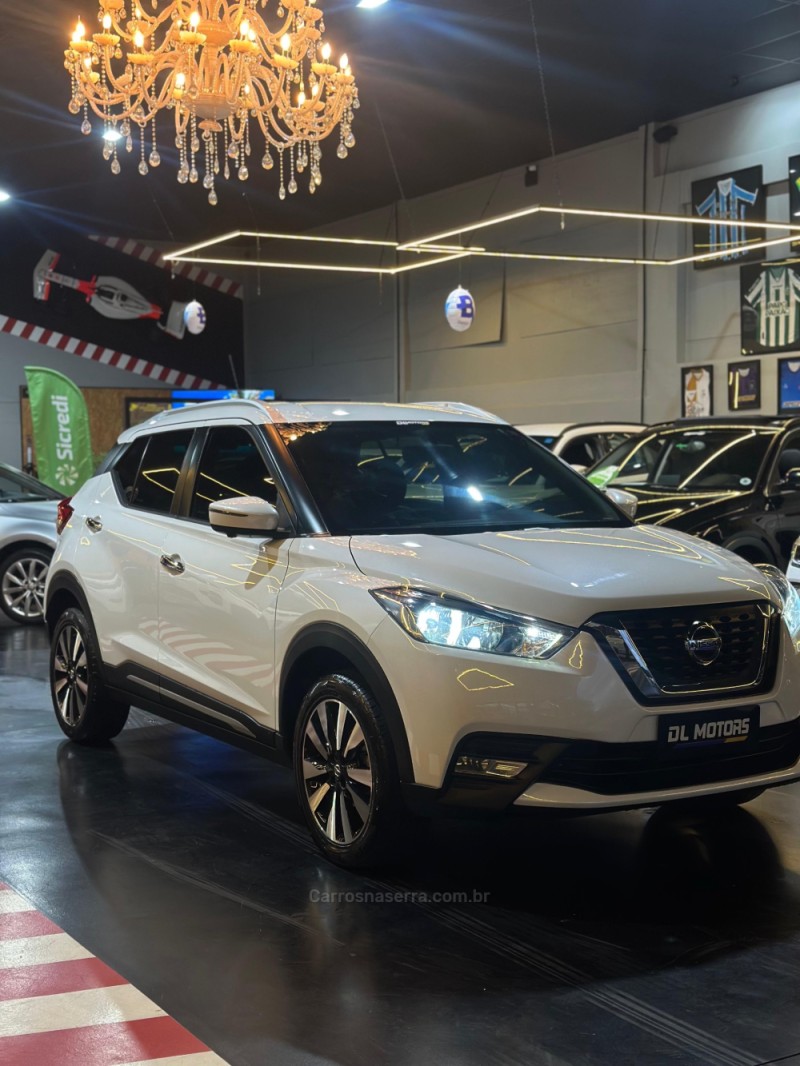 KICKS 1.6 16V FLEX SL 4P XTRONIC - 2018 - LAJEADO