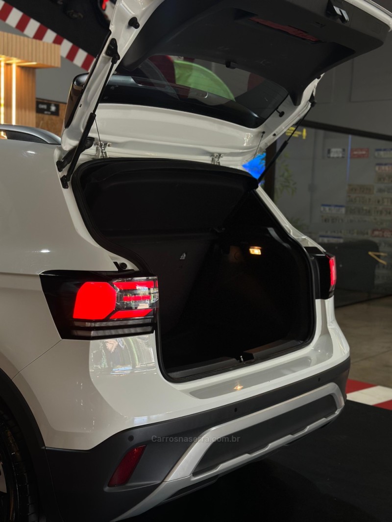 T-CROSS 1.4 HIGHLINE TSI 16V FLEX 4P AUTOMÁTICO - 2025 - LAJEADO