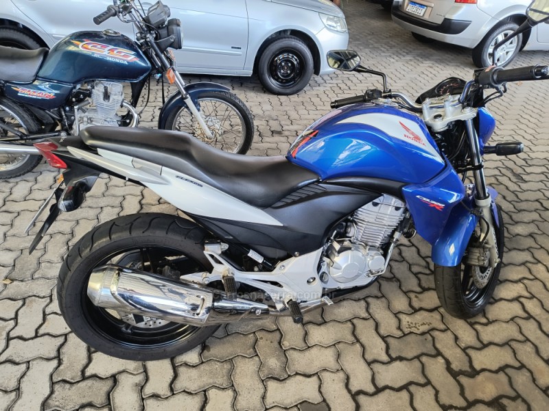 CB 300R  - 2014 - BENTO GONçALVES