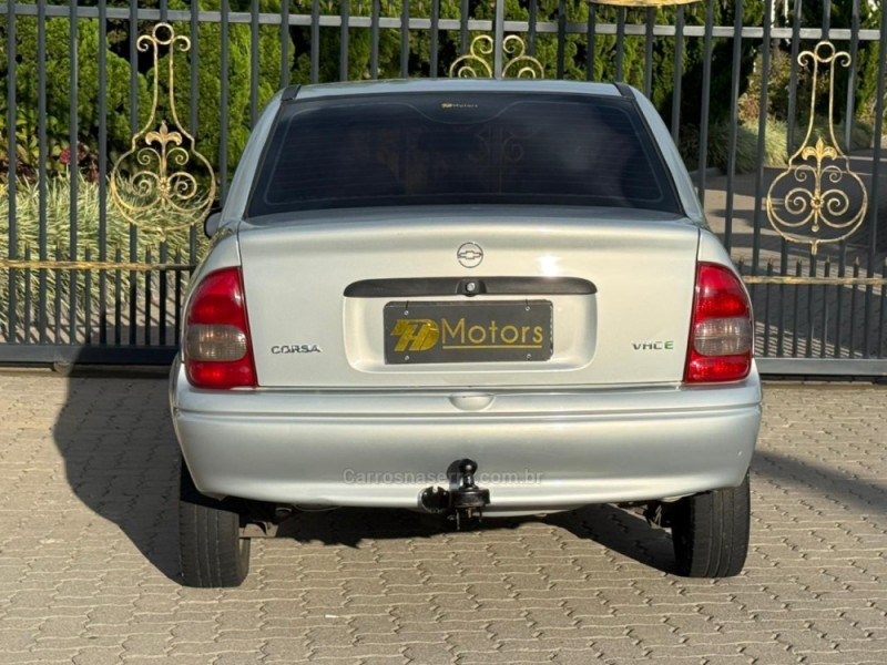 CORSA 1.6 MPFI CLASSIC SEDAN 8V GASOLINA 4P MANUAL - 2003 - CAXIAS DO SUL