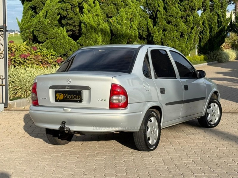 CORSA 1.6 MPFI CLASSIC SEDAN 8V GASOLINA 4P MANUAL - 2003 - CAXIAS DO SUL