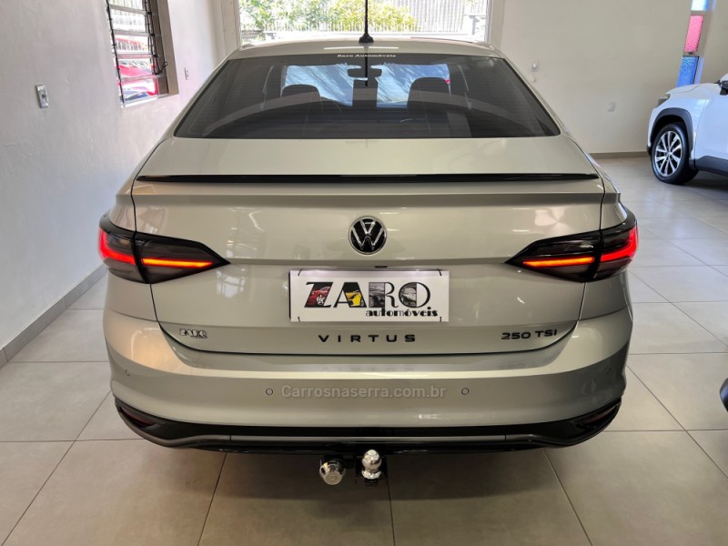 VIRTUS 1.4 250 TSI 16V EXCLUSIVE FLEX 4P AUTOMÁTICO - 2023 - CARLOS BARBOSA