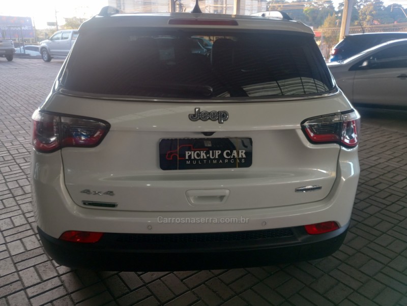 COMPASS 2.0 16V DIESEL LONGITUDE 4X4 AUTOMÁTICO - 2017 - CAXIAS DO SUL