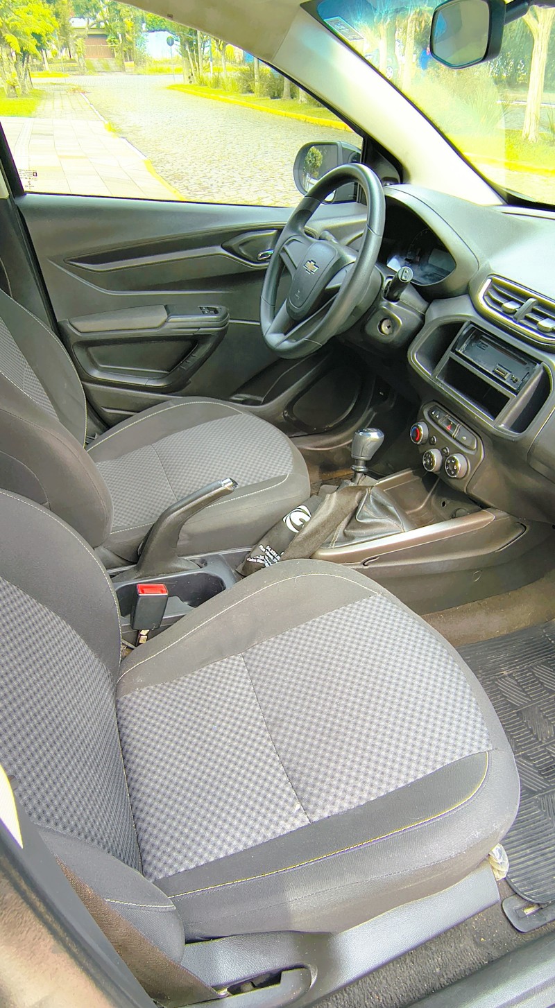 ONIX 1.4 MPFI LT 8V FLEX 4P MANUAL - 2014 - FARROUPILHA