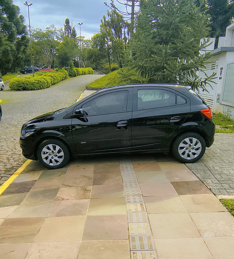 ONIX 1.4 MPFI LT 8V FLEX 4P MANUAL - 2014 - FARROUPILHA