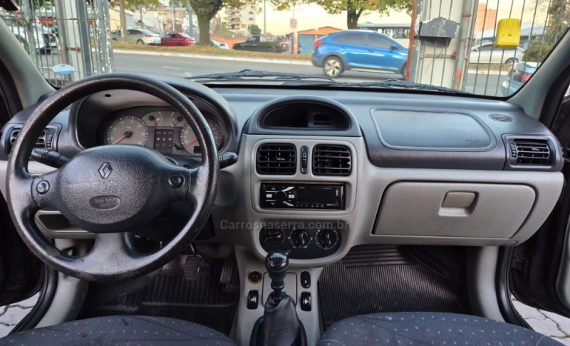 CLIO 1.0 EXPRESSION 16V GASOLINA 4P MANUAL - 2004 - CAXIAS DO SUL