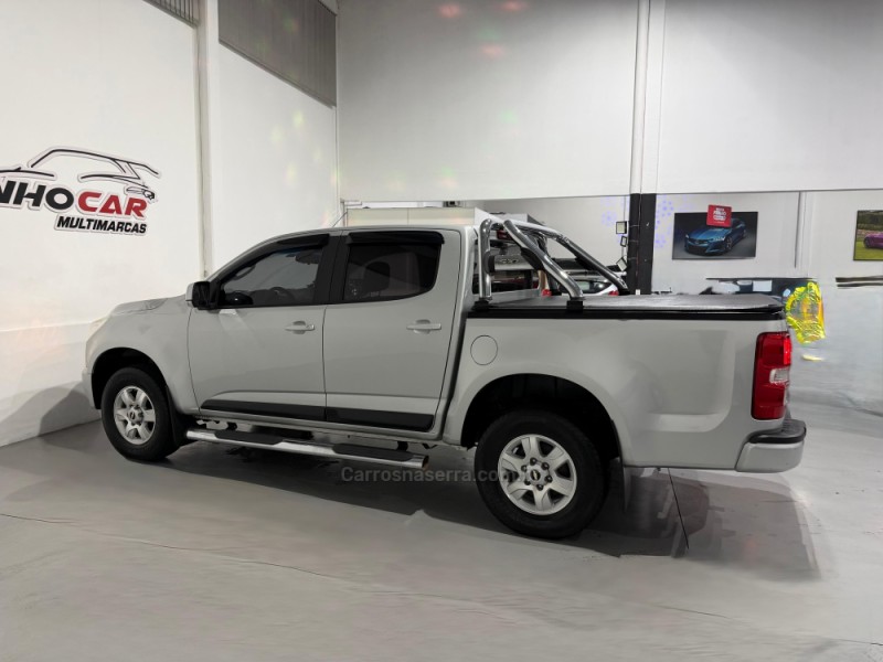 S10 2.4 LT 4X2 CD 8V FLEX 4P MANUAL - 2014 - ESTâNCIA VELHA