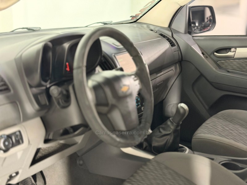 S10 2.4 LT 4X2 CD 8V FLEX 4P MANUAL - 2014 - ESTâNCIA VELHA