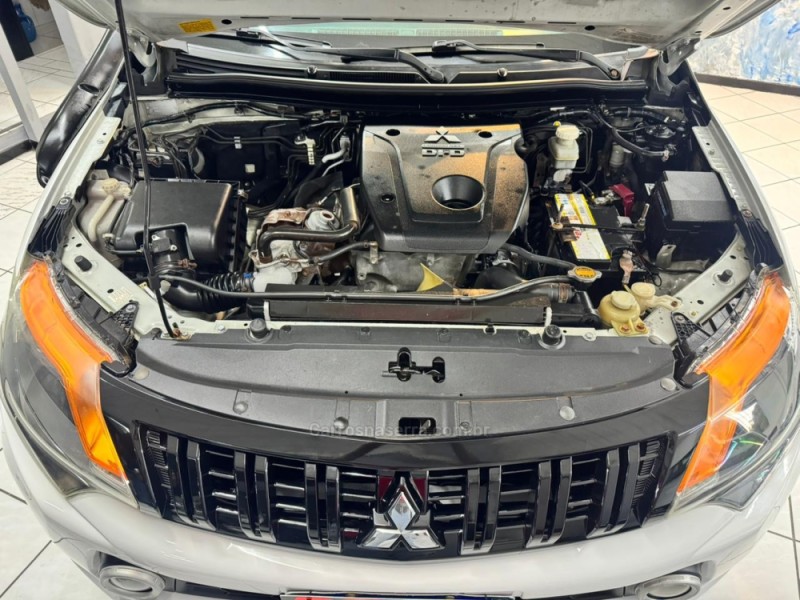 L200 TRITON 3.2 GL 4X4 CD 16V TURBO INTERCOLER DIESEL 4P MANUAL - 2018 - CAXIAS DO SUL