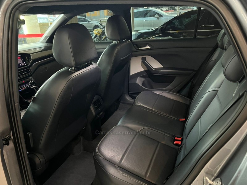 T-CROSS 1.4 HIGHLINE TSI 16V FLEX 4P AUTOMÁTICO - 2023 - CAXIAS DO SUL