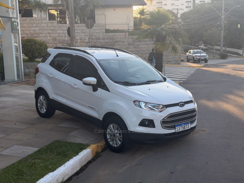 ECOSPORT 1.6 SE 16V FLEX 4P MANUAL - 2017 - FARROUPILHA
