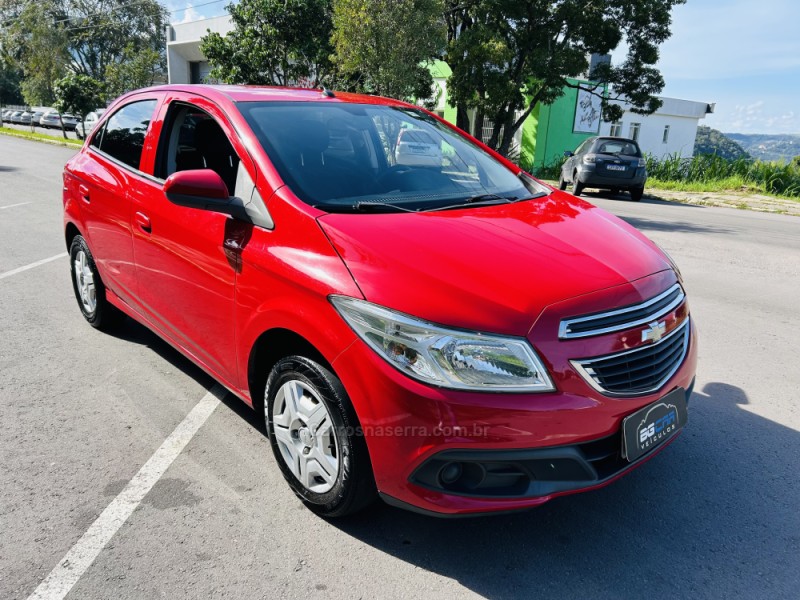 ONIX 1.0 MPFI LT 8V FLEX 4P MANUAL - 2014 - BENTO GONçALVES