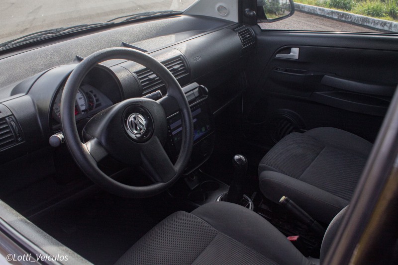 FOX 1.0 MI 8V FLEX 4P MANUAL - 2009 - FARROUPILHA