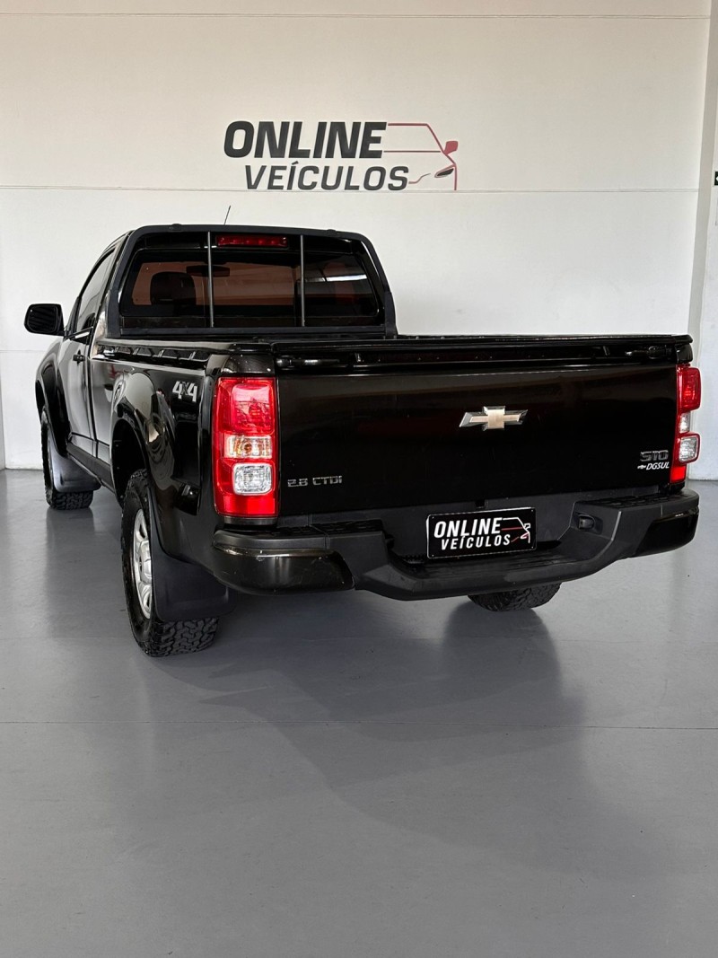 S10 2.8 LS 4X4 CD 16V TURBO DIESEL 4P MANUAL - 2015 - FARROUPILHA