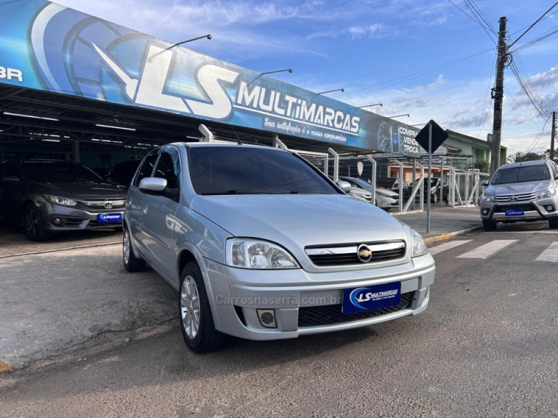 CORSA 1.4 MPFI MAXX 8V FLEX 4P MANUAL - 2011 - VENâNCIO AIRES