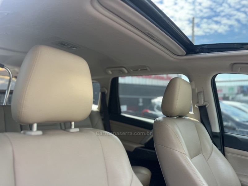 PAJERO SPORT 2.4 HPE-S 4X4 DIESEL 4P AUTOMÁTICO - 2023 - CAMPO BOM
