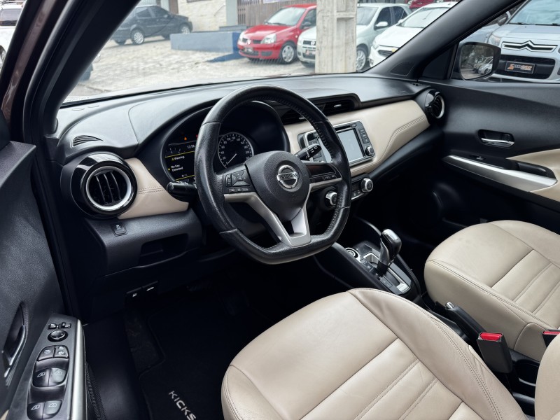 KICKS 1.6 EXCLUSIVE 16V FLEX 4P AUTOMÁTICO - 2018 - DOIS IRMãOS