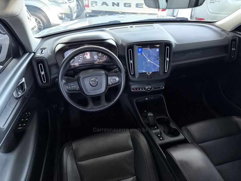 XC 40 2.0 T4 GASOLINA MOMENTUM 190CV FWD  - 2019 - PAROBé