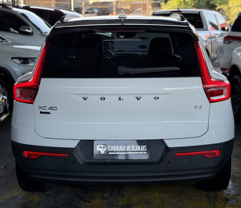 XC 40 2.0 T4 GASOLINA MOMENTUM 190CV FWD  - 2019 - PAROBé