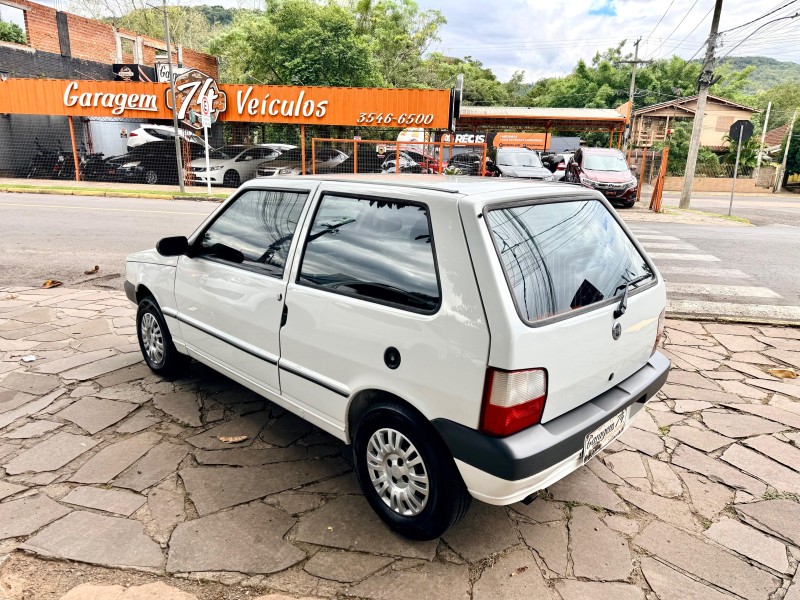 UNO 1.0 MPI MILLE FIRE 8V FLEX 2P MANUAL - 2006 - TRêS COROAS
