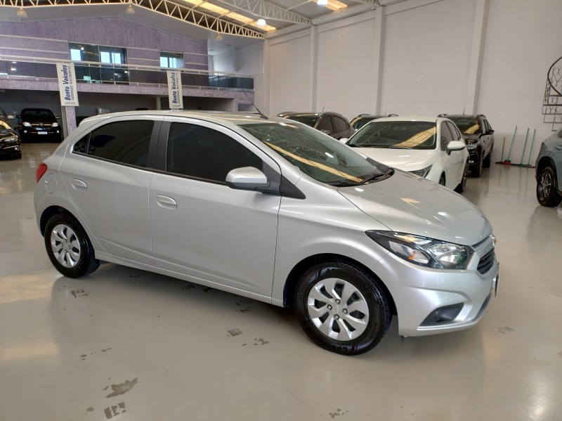 ONIX 1.0 LT PLUS 8V FLEX 4P MANUAL - 2019 - BENTO GONçALVES