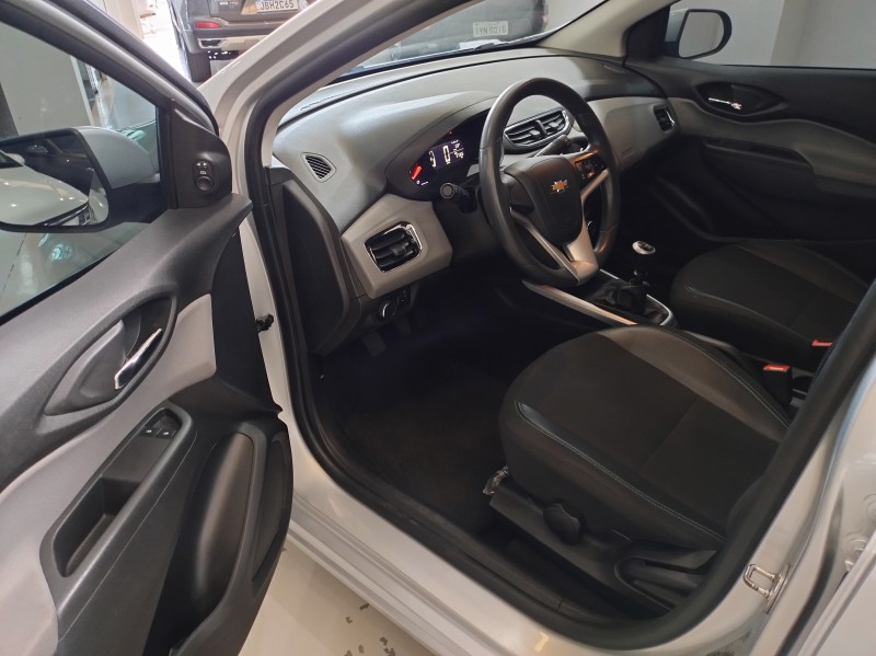 ONIX 1.0 LT PLUS 8V FLEX 4P MANUAL - 2019 - BENTO GONçALVES