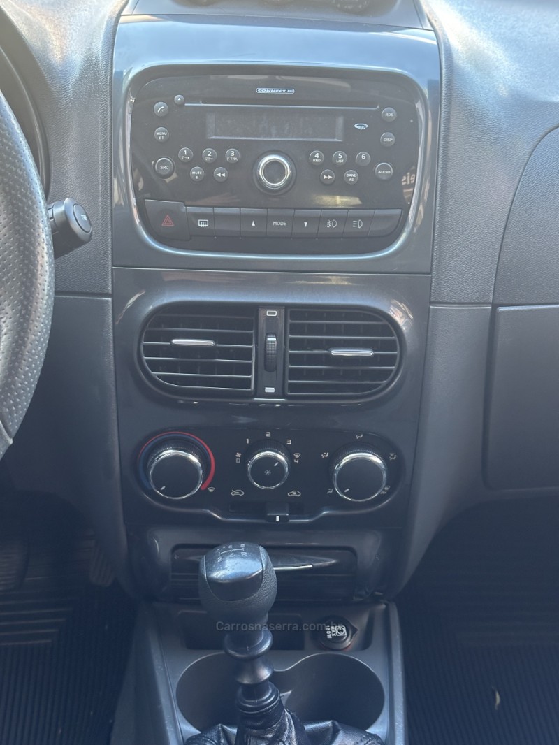 PALIO 1.8 MPI ADVENTURE LOCKER WEEKEND 16V FLEX 4P MANUAL - 2015 - NOVA PRATA