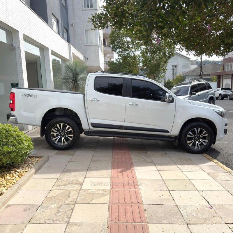 S10 2.5 LTZ 4X4 CD 16V FLEX 4P MANUAL - 2017 - FLORES DA CUNHA