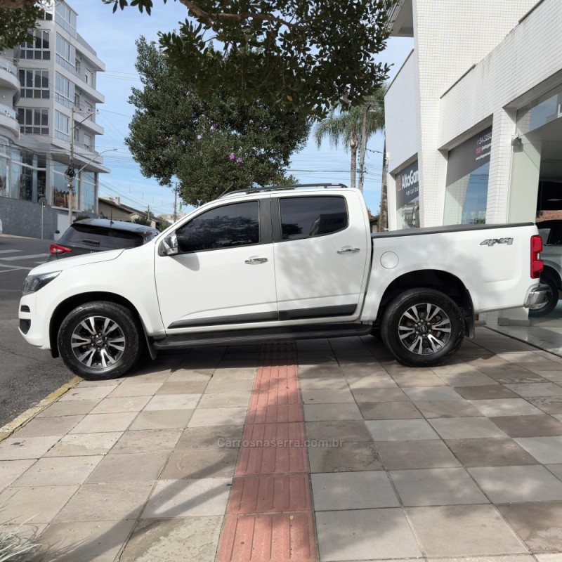 S10 2.5 LTZ 4X4 CD 16V FLEX 4P MANUAL - 2017 - FLORES DA CUNHA