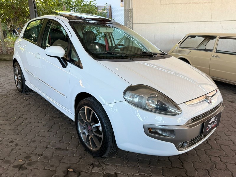 PUNTO 1.8 SPORTING 16V FLEX 4P MANUAL - 2013 - CAXIAS DO SUL