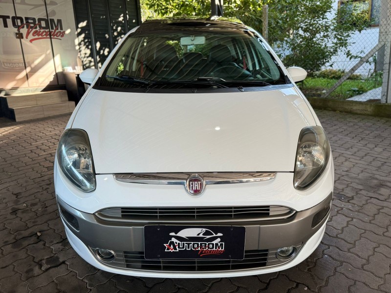 PUNTO 1.8 SPORTING 16V FLEX 4P MANUAL - 2013 - CAXIAS DO SUL