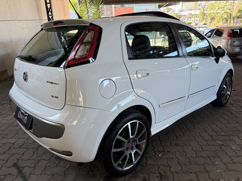 PUNTO 1.8 SPORTING 16V FLEX 4P MANUAL - 2013 - CAXIAS DO SUL