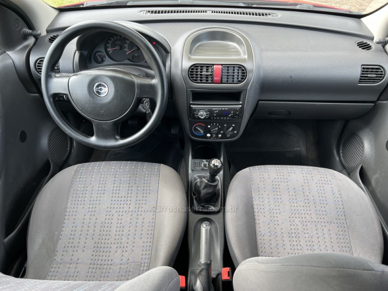 CORSA 1.4 MPFI MAXX 8V FLEX 4P MANUAL - 2011 - DOIS IRMãOS