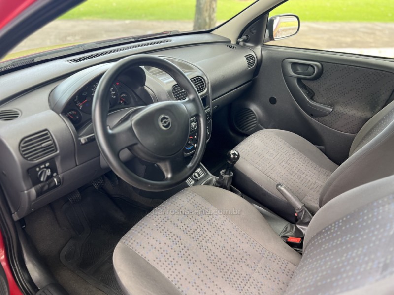 CORSA 1.4 MPFI MAXX 8V FLEX 4P MANUAL - 2011 - DOIS IRMãOS