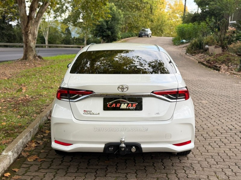 COROLLA 2.0 XEI 16V FLEX 4P AUTOMÁTICO - 2024 - DOIS IRMãOS