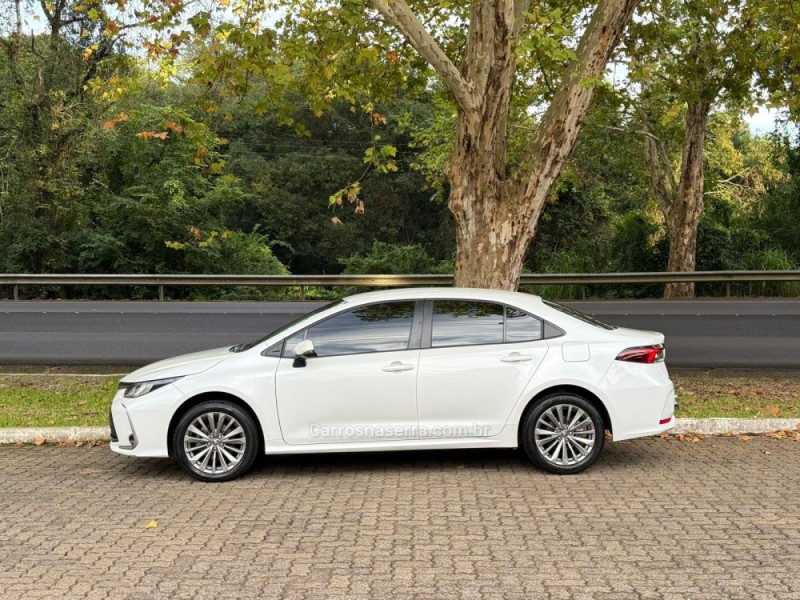 COROLLA 2.0 XEI 16V FLEX 4P AUTOMÁTICO - 2024 - DOIS IRMãOS