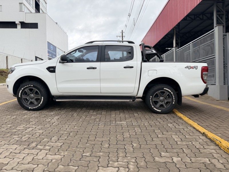 ranger 2.2 xls 4x4 cd 16v diesel 4p automatico 2017 feliz