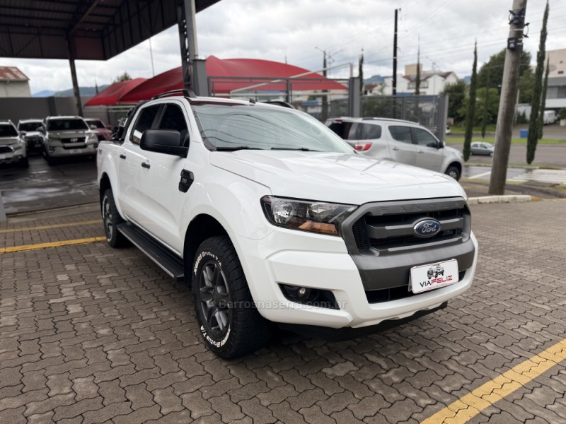 RANGER 2.2 XLS 4X4 CD 16V DIESEL 4P AUTOMÁTICO - 2017 - FELIZ