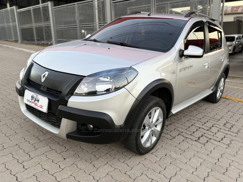 SANDERO 1.6 STEPWAY 16V FLEX 4P MANUAL - 2012 - FELIZ