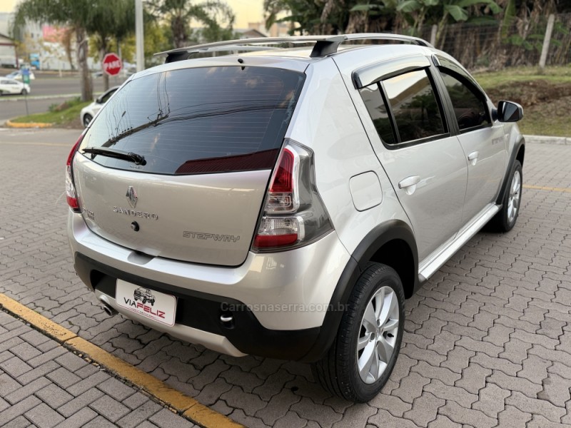 SANDERO 1.6 STEPWAY 16V FLEX 4P MANUAL - 2012 - FELIZ