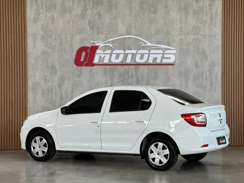 LOGAN 1.0 LIFE 12V FLEX 4P MANUAL - 2022 - NOVO HAMBURGO