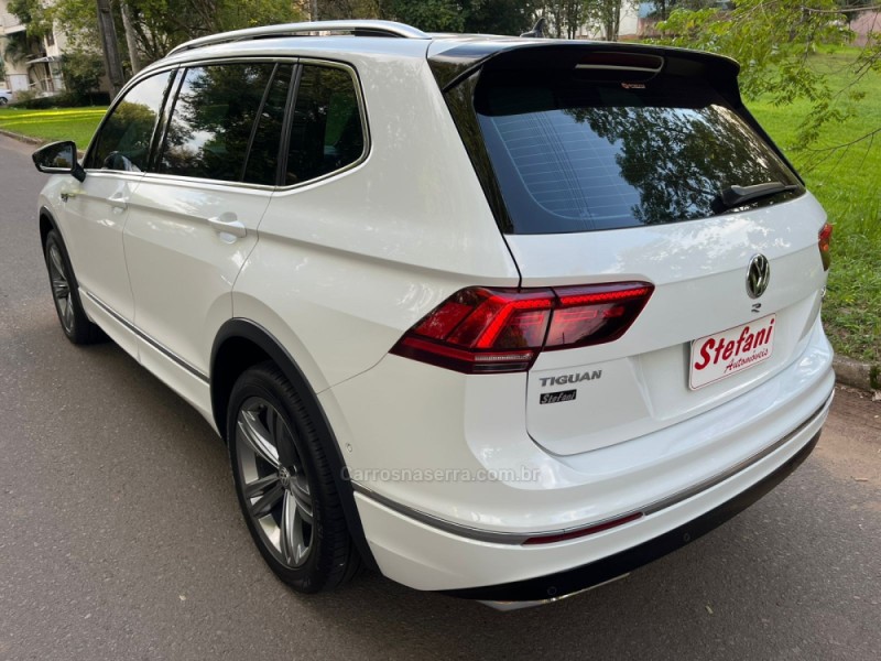 TIGUAN 2.0 ALLSPACE R-LINE 350 TSI 4X4 GASOLINA 4P - 2021 - FELIZ